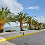 Roberto\'S Apartments